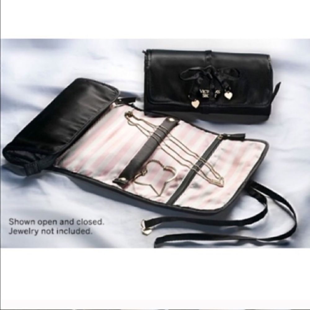 🎉Final deal🎉Victoria secret jewelry organizer💁